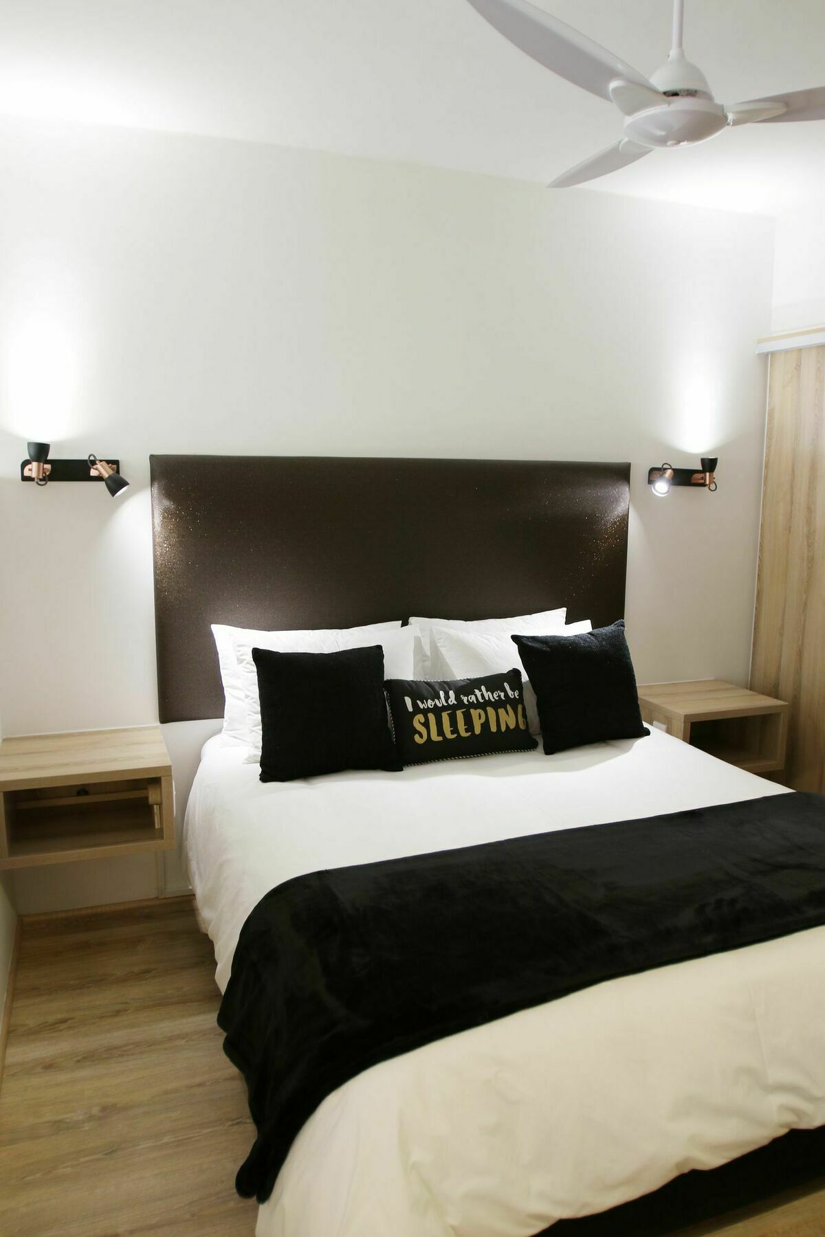 205 New Cumberland Hotel Cape Town Bagian luar foto