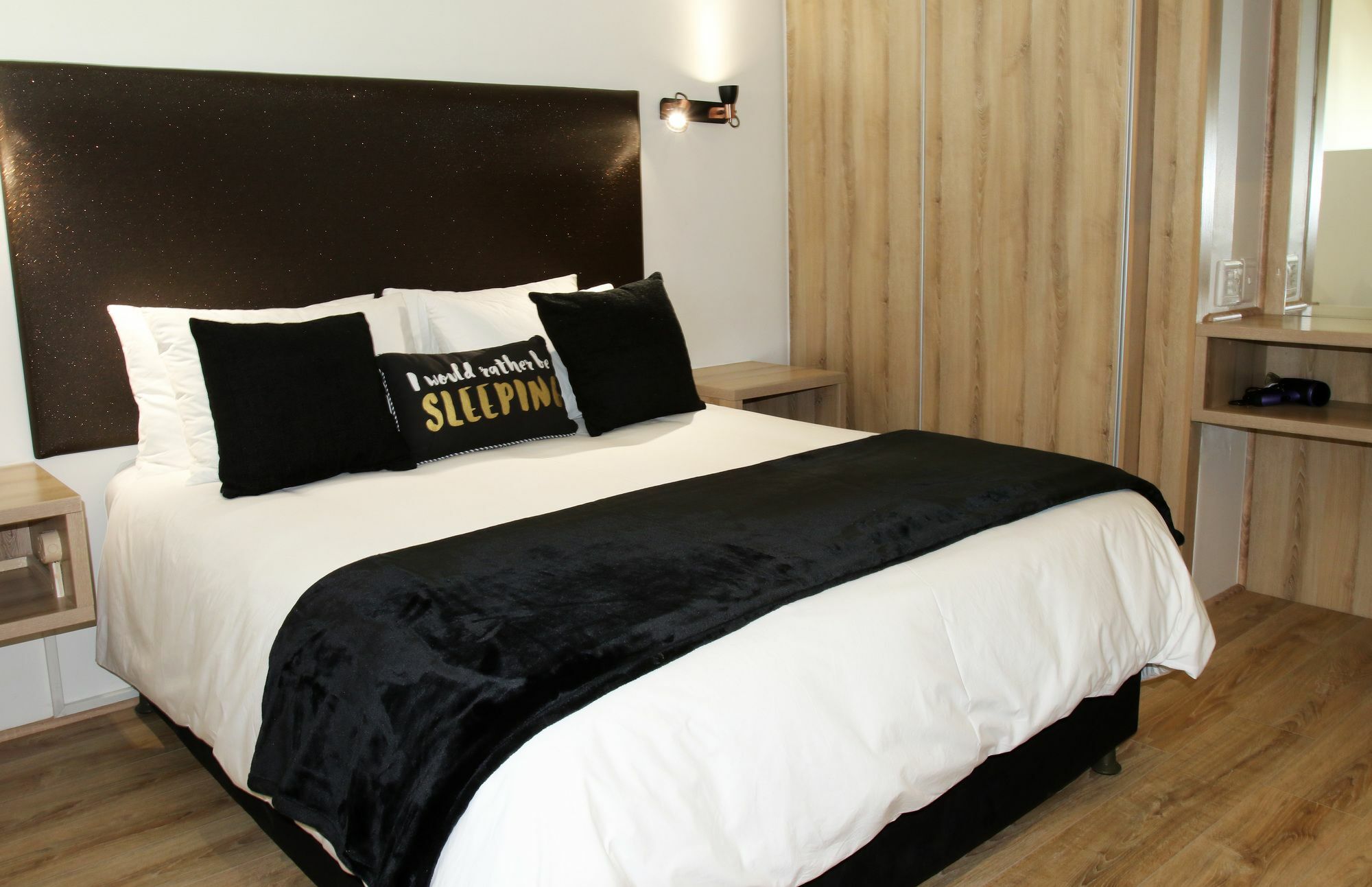 205 New Cumberland Hotel Cape Town Bagian luar foto